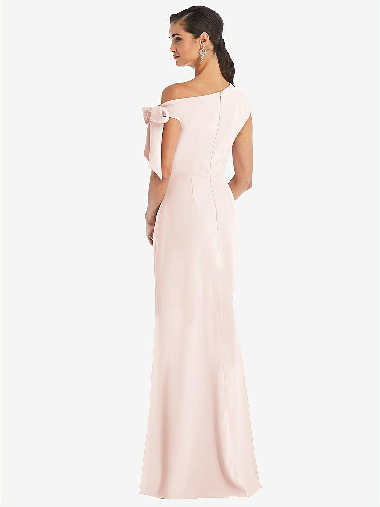 【NEW】【STYLE: 3073】オフショルダー ネクタイ 詳細 トランペット ガウン 前面 スリット【COLOR: Blush】【SIZE: 00-18W】