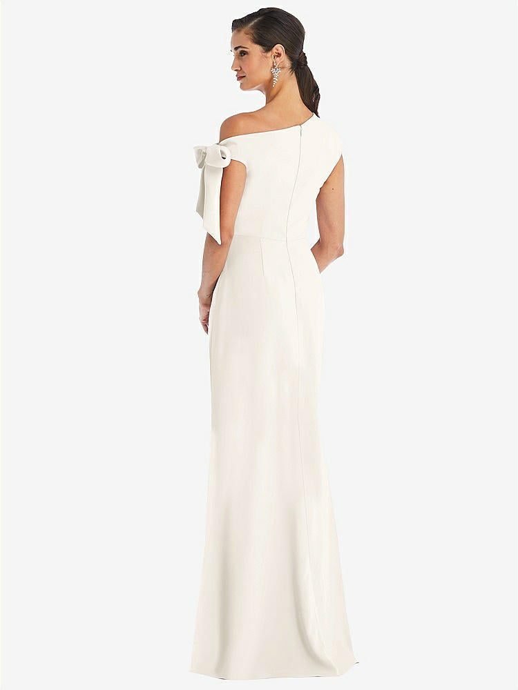 【STYLE: 3073】Off-the-Shoulder Tie Detail Trumpet Gown with Front Slit【COLOR: Ivory】