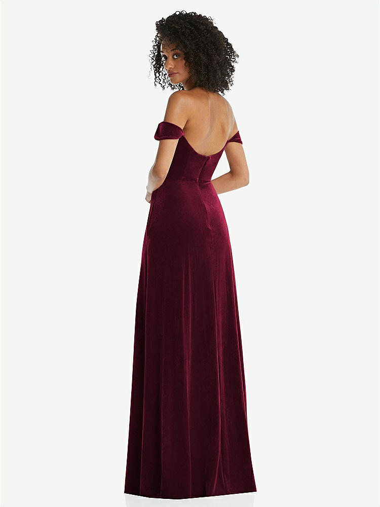 【NEW】【STYLE: 1551】オフショルダー フラウンス 袖 ベルベット マキシ ドレス【COLOR: Cabernet】【SIZE: 00-30W】