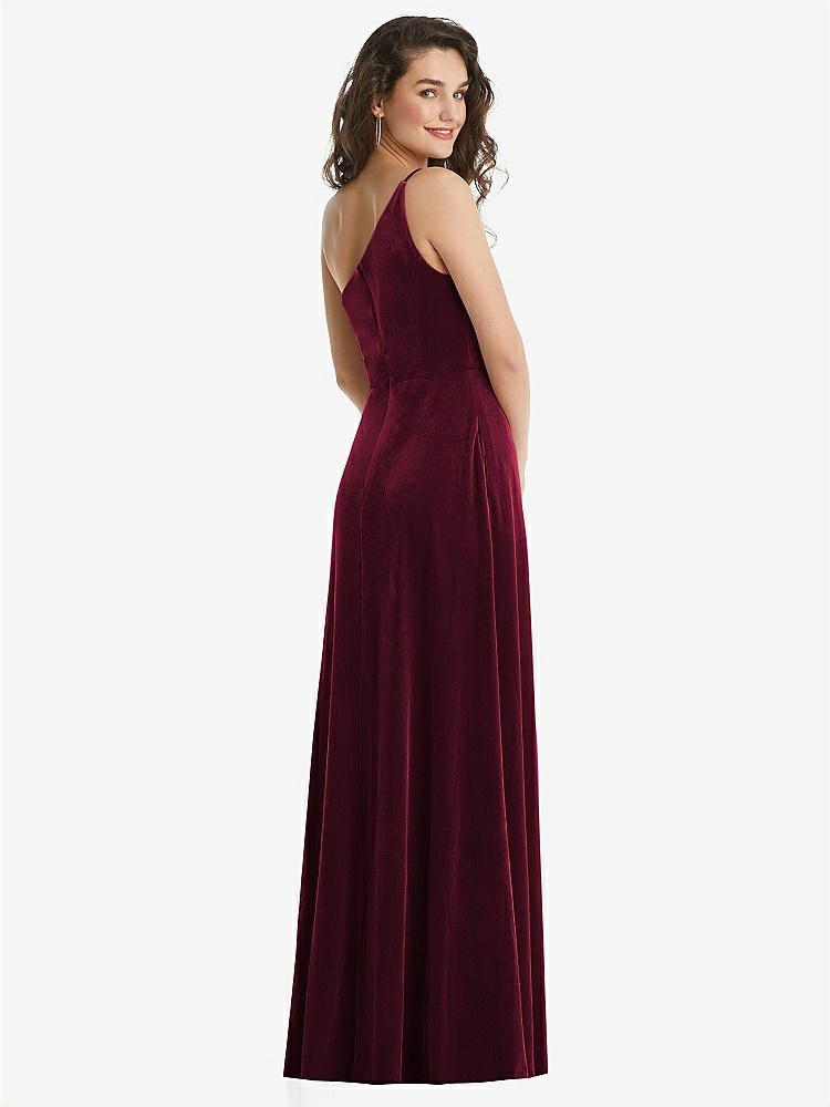 【STYLE: 1556】One-Shoulder Spaghetti Strap Velvet Maxi Dress with Pockets【COLOR: Cabernet】