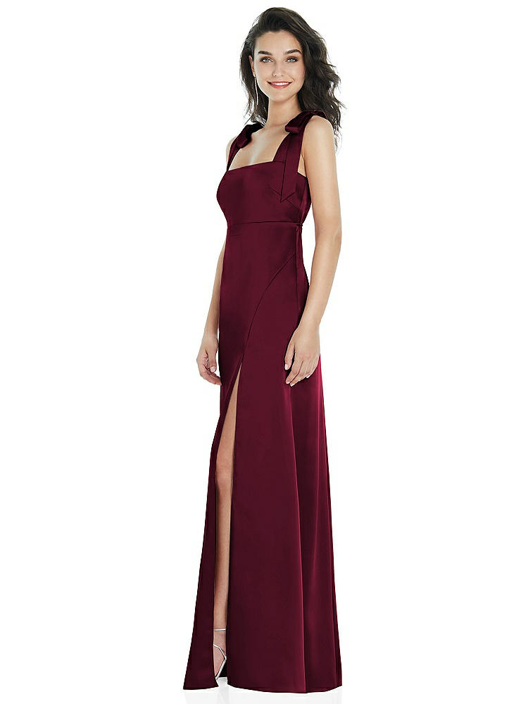 【NEW】【STYLE: 8224】脂肪 ネクタイ肩 帝国 ウエスト マキシ ドレス フロント スリット【COLOR: Cabernet】【SIZE: 00-30W】