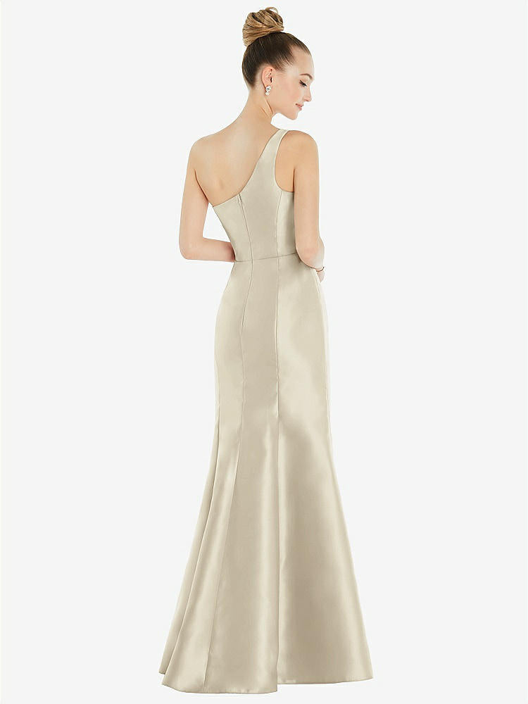 【STYLE: D827】Draped One-Shoulder Satin Trumpet Gown with Front Slit【COLOR: Champagne】