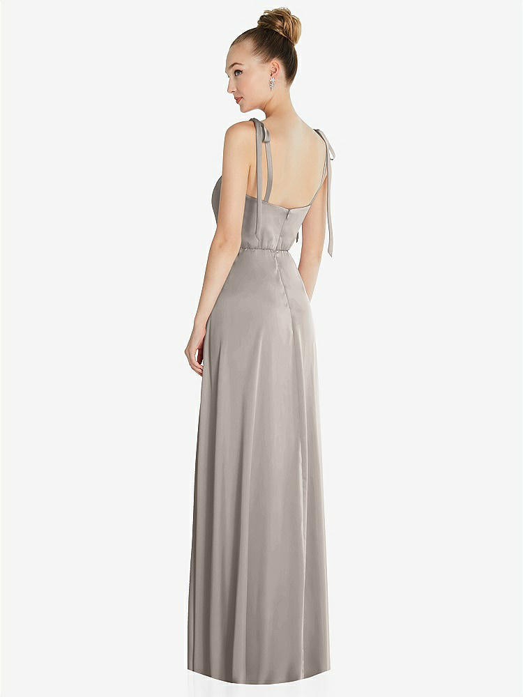 【NEW】【STYLE: TH099】ネクタイ 肩 a-line maxi ドレス【COLOR: Taupe】【SIZE: 00-30W】