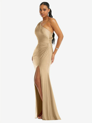【NEW】【STYLE: CS104】ワンショルダー 非対称 カウル 背面 ストレッチ サテン 人魚 ドレス【COLOR: Soft Gold】【SIZE: 00-30W】