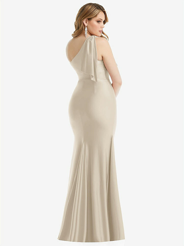 【STYLE: CS108】Cascading Bow One-Shoulder Stretch Satin Mermaid Dress with Slight Train【COLOR: Champagne】