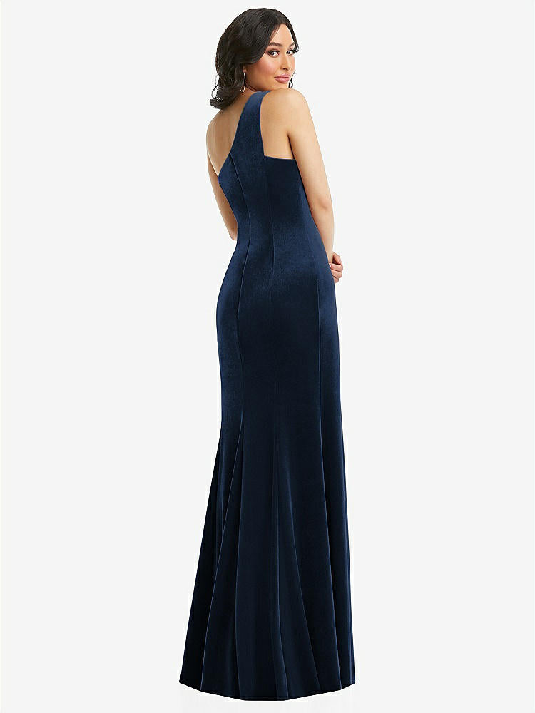 【NEW】【STYLE: 6867】ワンショルダー ベルベット トランペット ガウン 前面 スリット【COLOR: Midnight Navy】【SIZE: 00-30W】