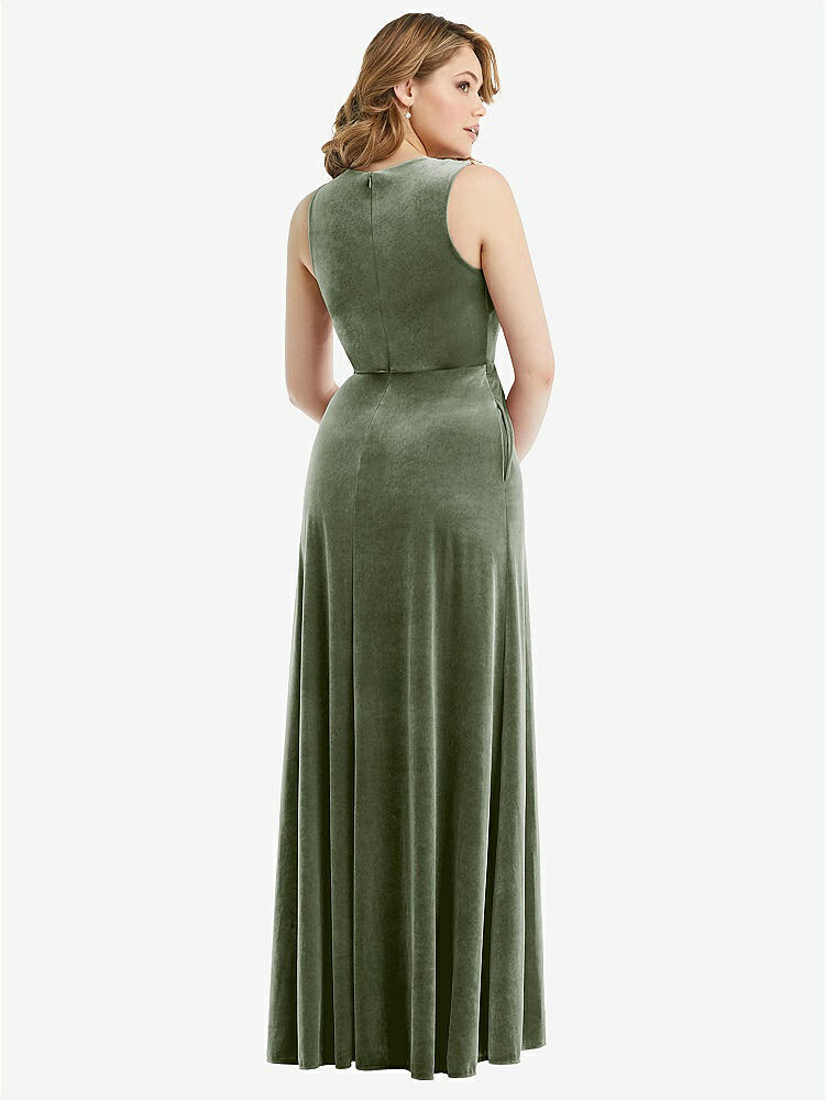 【STYLE: 6871】Deep V-Neck Sleeveless Velvet Maxi Dress with Pockets【COLOR: Sage】