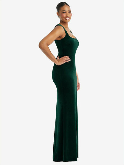 【STYLE: 6870】Square Neck Closed Back Velvet Maxi Dress 【COLOR: Evergreen】