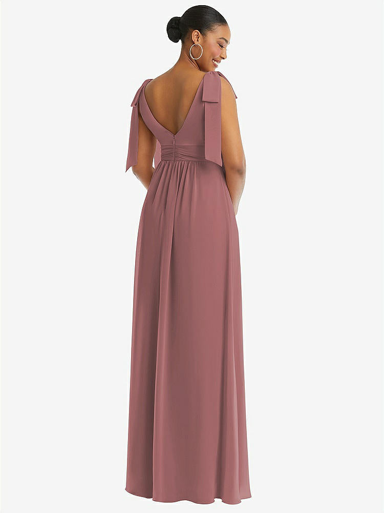 【NEW】【STYLE: 1569】プランジ ネックライン 弓 肩 帝国 ウエスト シフォン マキシ ドレス【COLOR: Rosewood】【SIZE: 00-30W】