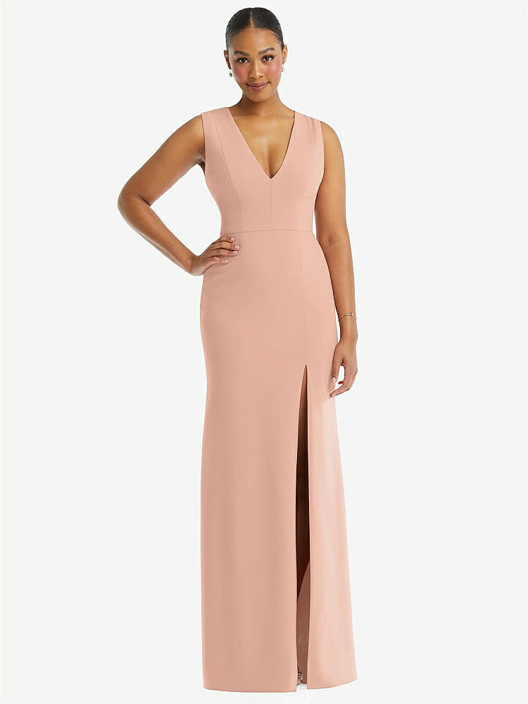 【NEW】【STYLE: TH111】ディープ Vネック 閉じた 背面 クレープ トランペット ガウン 前面 スリット【COLOR: Pale Peach】【SIZE: 00-30W】