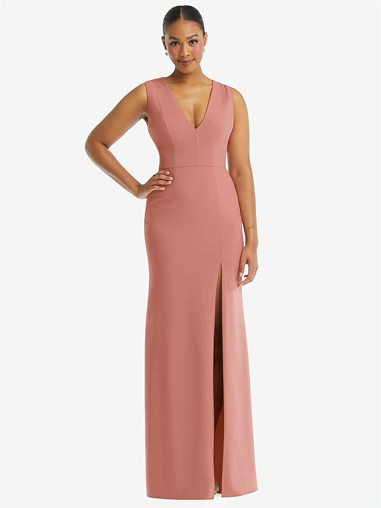 【NEW】【STYLE: TH111】ディープ Vネック 閉じた 背面 クレープ トランペット ガウン 前面 スリット【COLOR: Desert Rose】【SIZE: 00-30W】