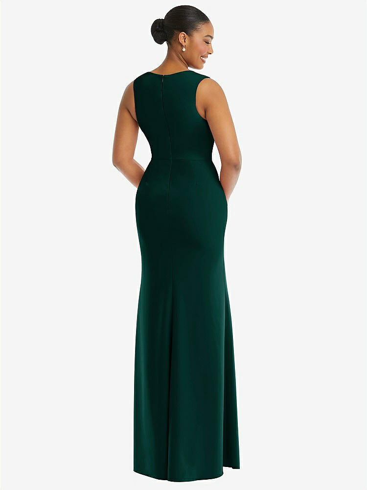 【NEW】【STYLE: TH111】ディープ Vネック 閉じた 背面 クレープ トランペット ガウン 前面 スリット【COLOR: Evergreen】【SIZE: 00-30W】
