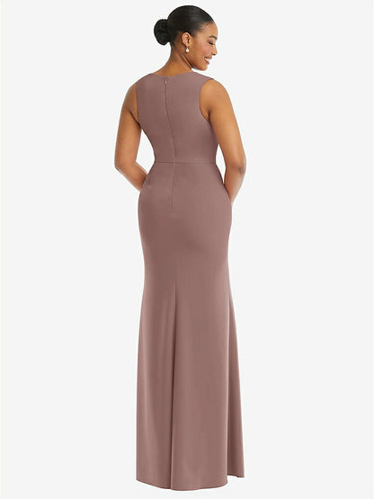 【STYLE: TH111】Deep V-Neck Closed Back Crepe Trumpet Gown with Front Slit【COLOR: Sienna】