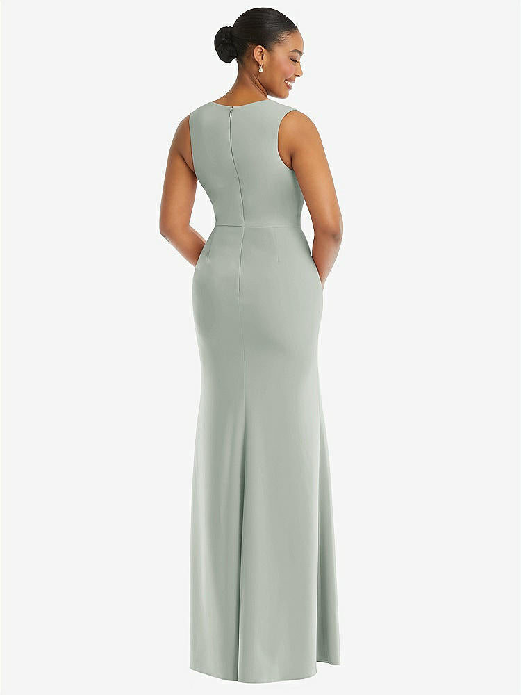 【NEW】【STYLE: TH111】ディープ Vネック 閉じた 背面 クレープ トランペット ガウン 前面 スリット【COLOR: Willow Green】【SIZE: 00-30W】