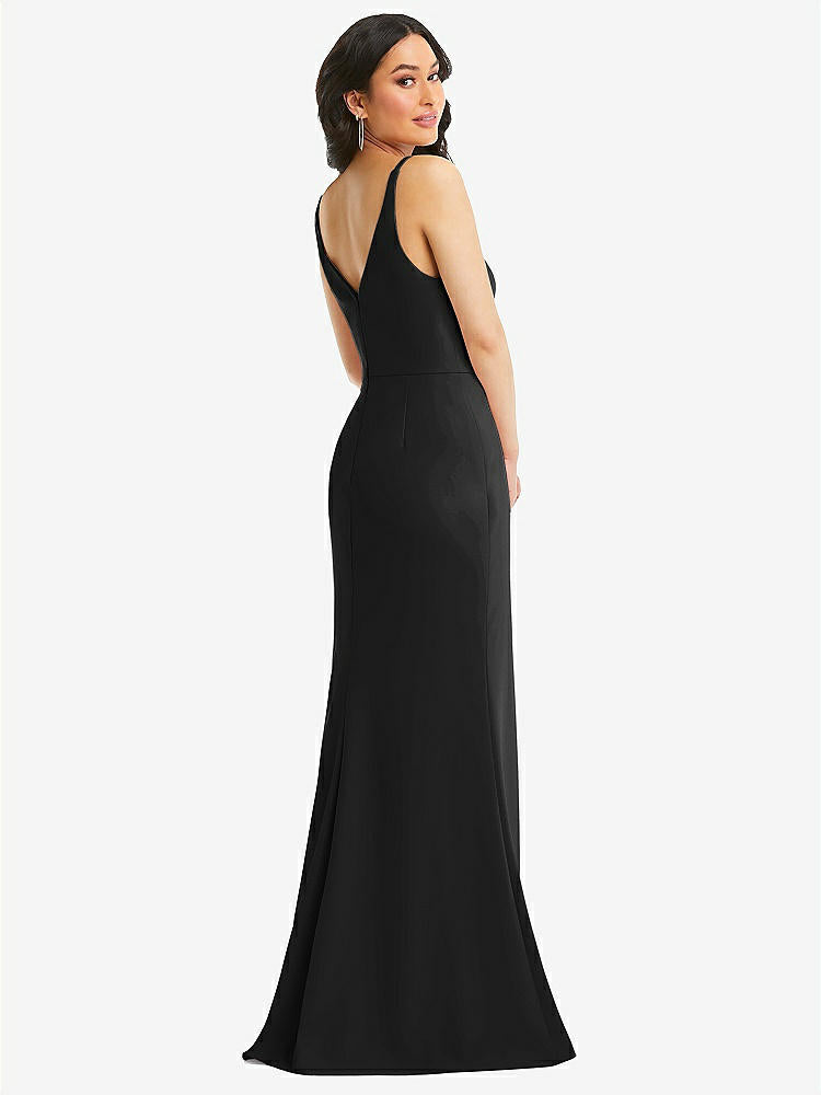 【STYLE: TH112】Skinny Strap Deep V-Neck Crepe Trumpet Gown with Front Slit【COLOR: Black】