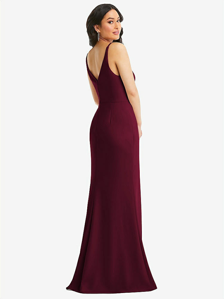 【NEW】【STYLE: TH112】スキニー ストラップ 深い Vネック クレープ トランペット ガウン フロント スリット【COLOR: Cabernet】【SIZE: 00-30W】