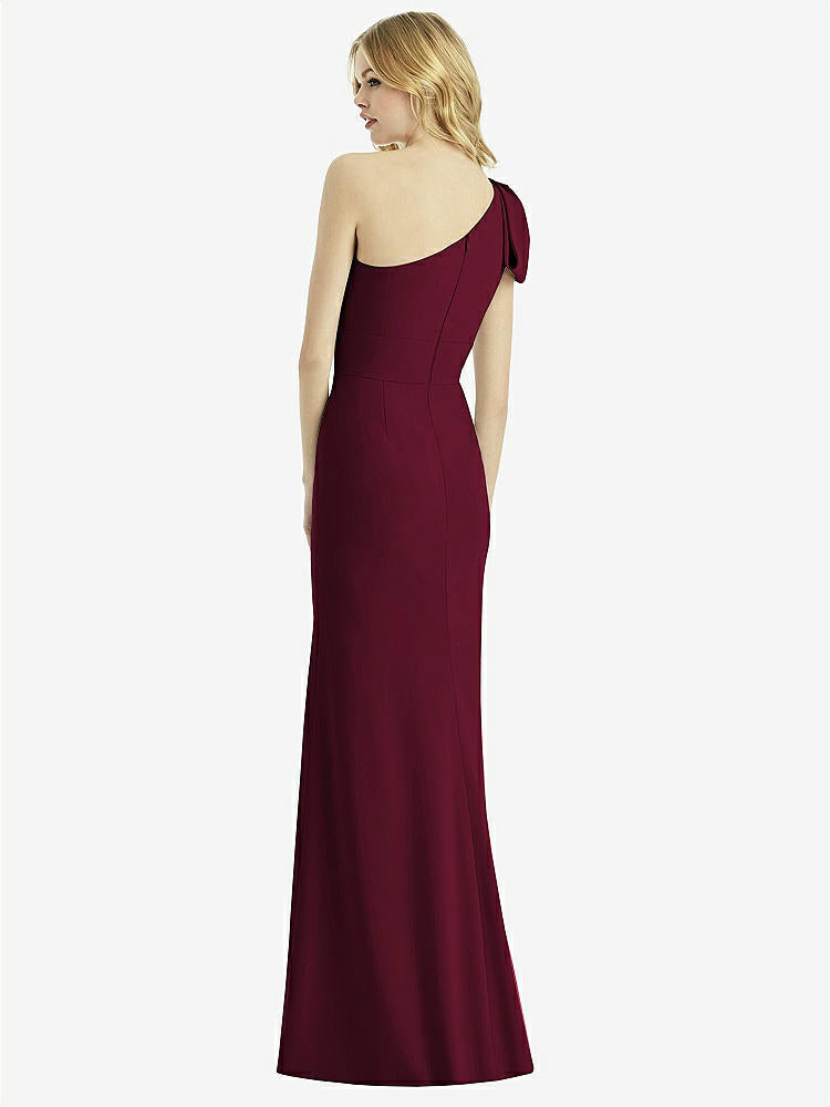 【NEW】【STYLE: 6769】弓 ワンショルダー トランペット ガウン【COLOR: Cabernet】【SIZE: 00-30W】