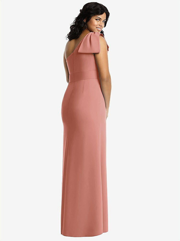 【NEW】【STYLE: 6769】弓 ワンショルダー トランペット ガウン【COLOR: Desert Rose】【SIZE: 00-30W】