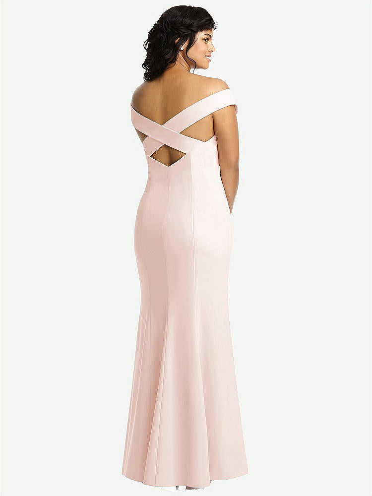 【NEW】【STYLE: 3012】オフショルダー クロス クロス 背面 トランペット ガウン【COLOR: Blush】【SIZE: 00-30W】