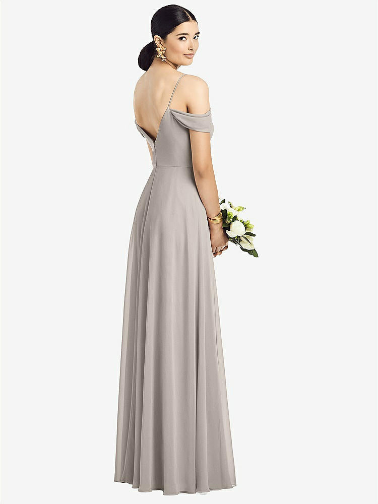 【NEW】【STYLE: 1526】コールドショルダー Vバック シフォン マキシ ドレス【COLOR: Taupe】【SIZE: 00-30W】