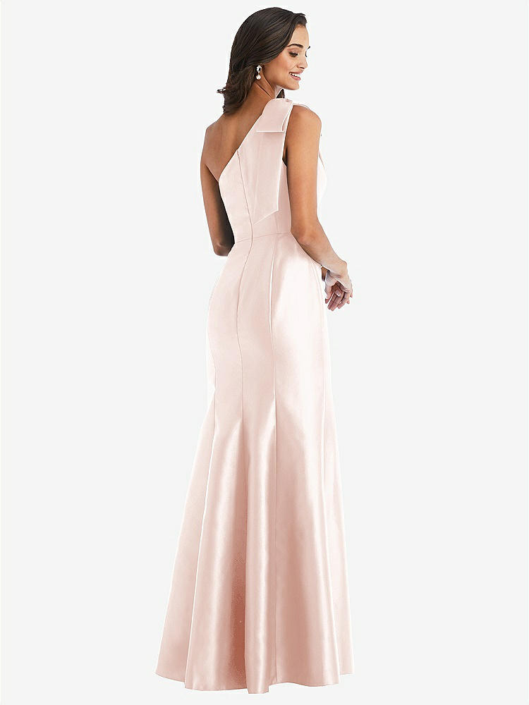 【STYLE: D794】Bow One-Shoulder Satin Trumpet Gown【COLOR: Blush】