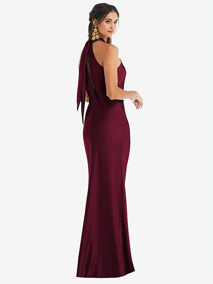 【NEW】【STYLE: LB025】ドレープ ひねり ホルター ネクタイバック トランペット ガウン【COLOR: Cabernet】【SIZE: 00-30W】