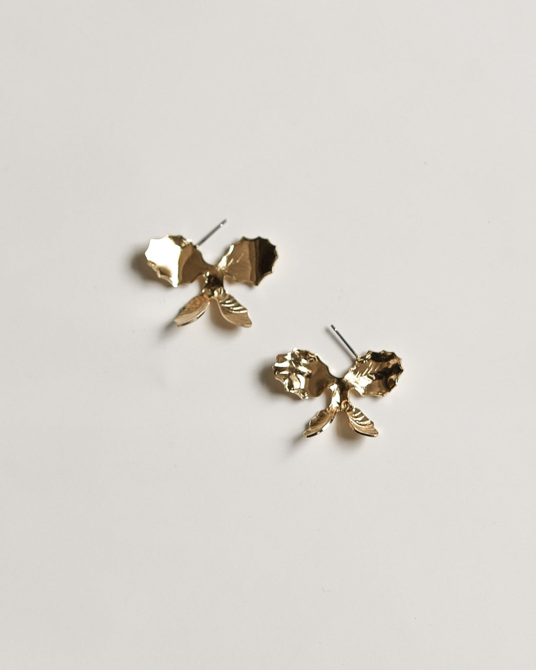 【新】【A.B. ELLIE】 Iris Profile Studs