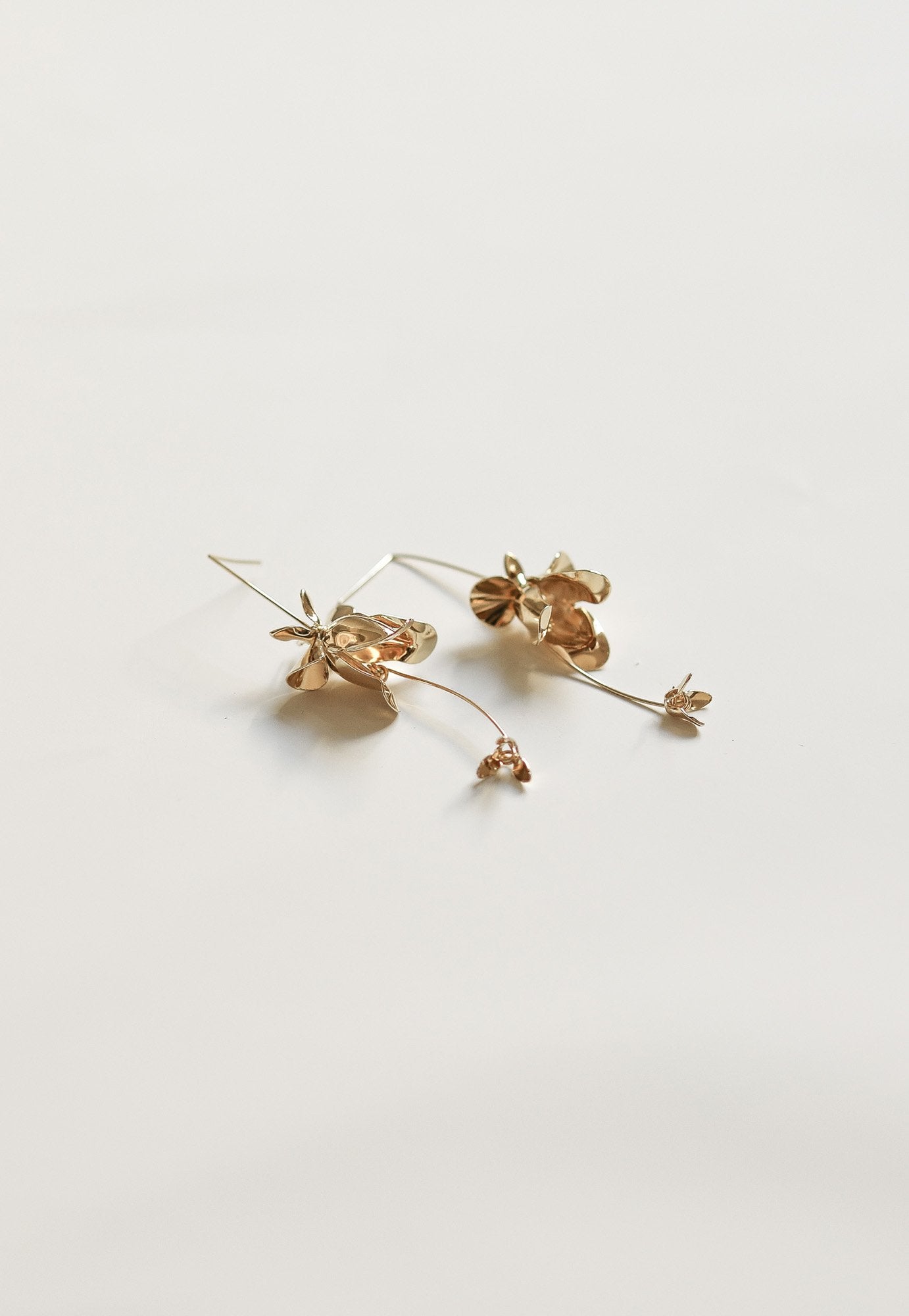 【新】【A.B. ELLIE】 Mini Magnolia Stem Drops