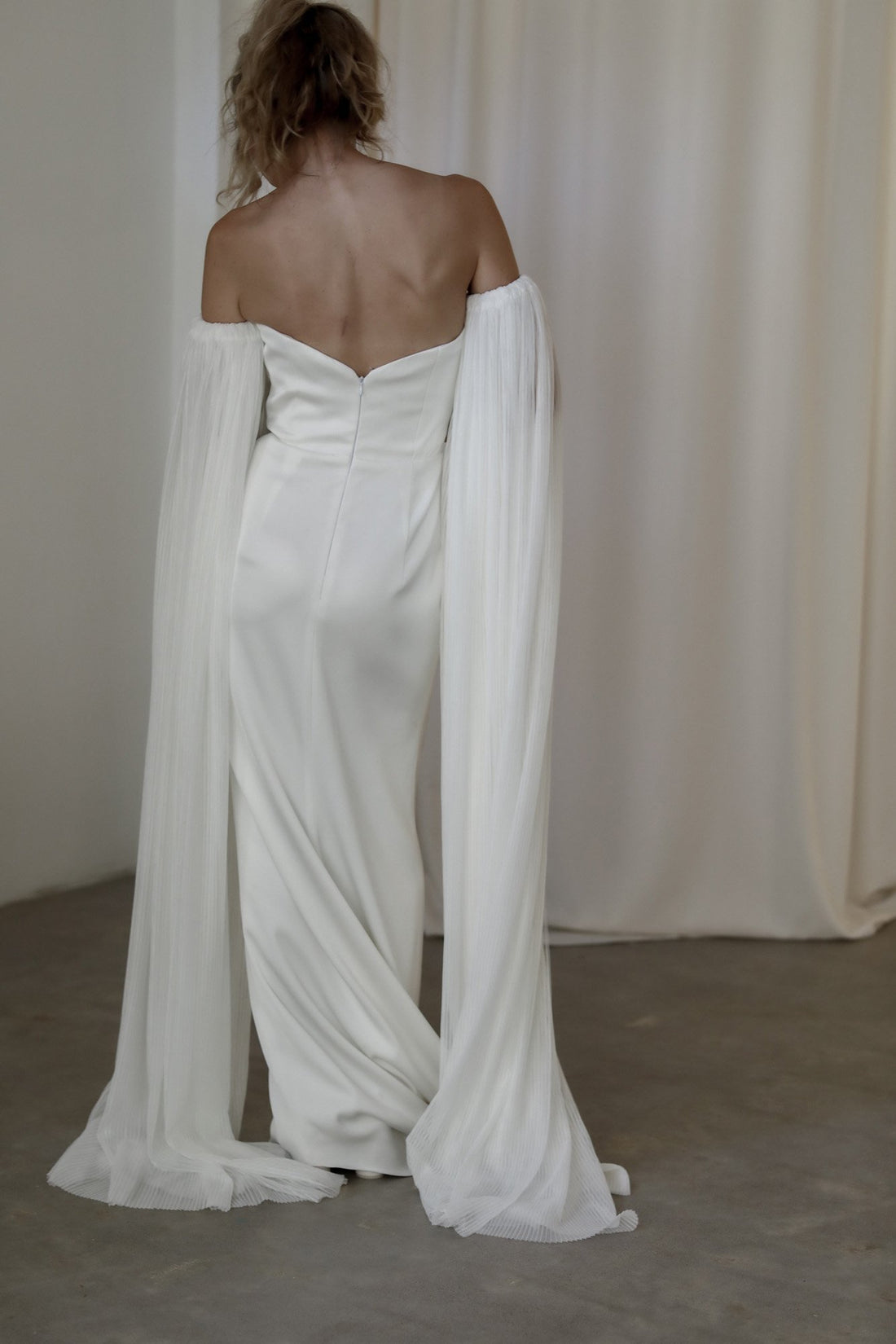 【新】【A.B. ELLIE】 Pleated Column Sleeves