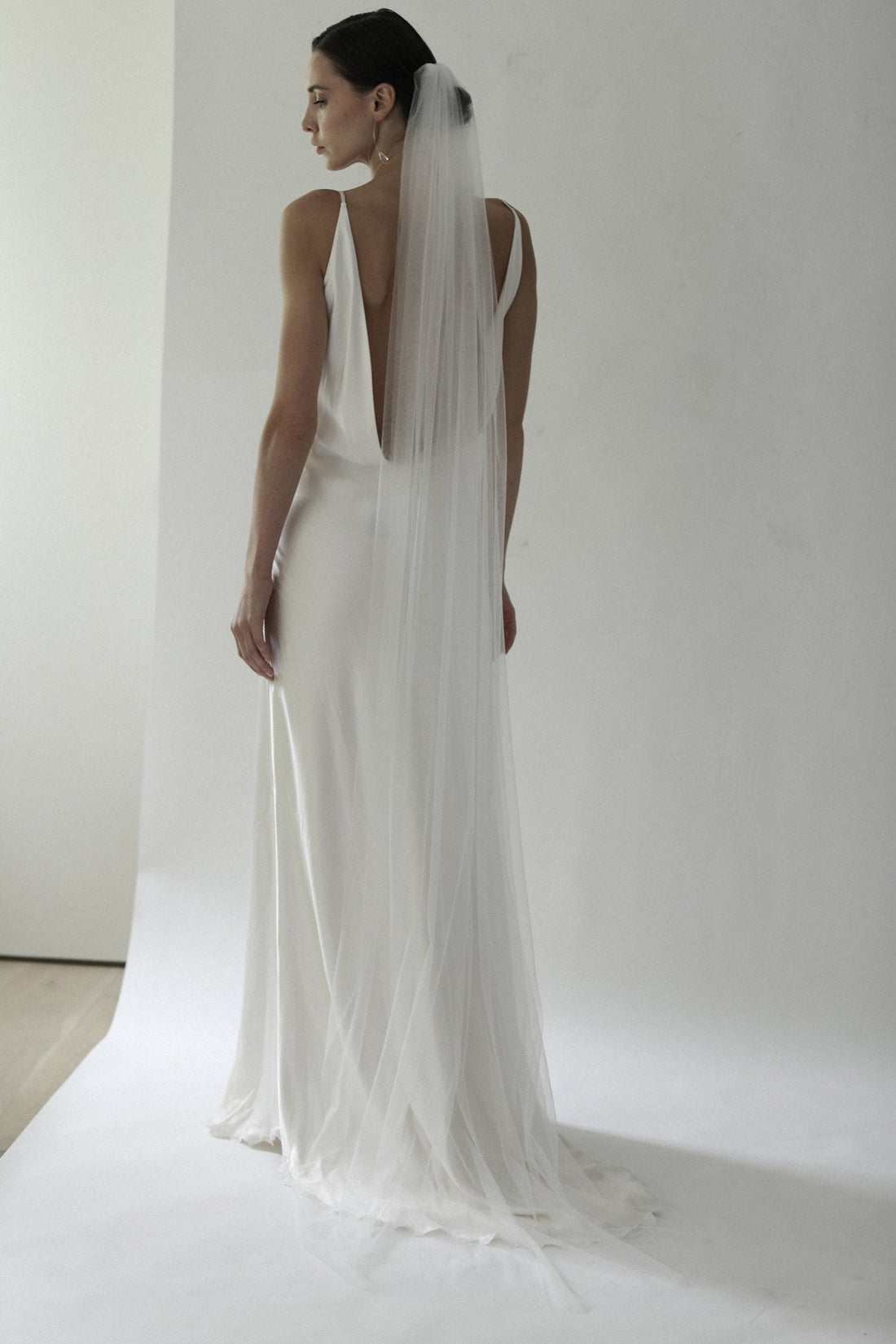 【新】【A.B. ELLIE】 Raw Edge Veil