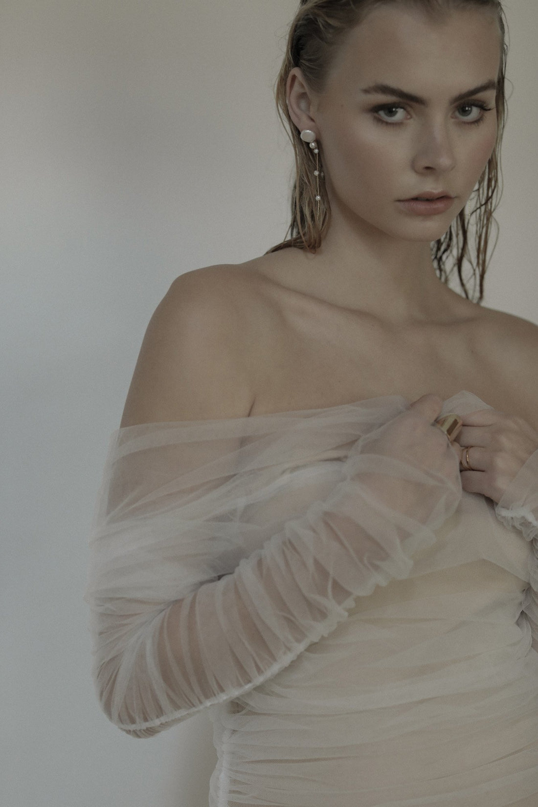 【新】【A.B. ELLIE】 Ruched Overlay by AB ELLIE