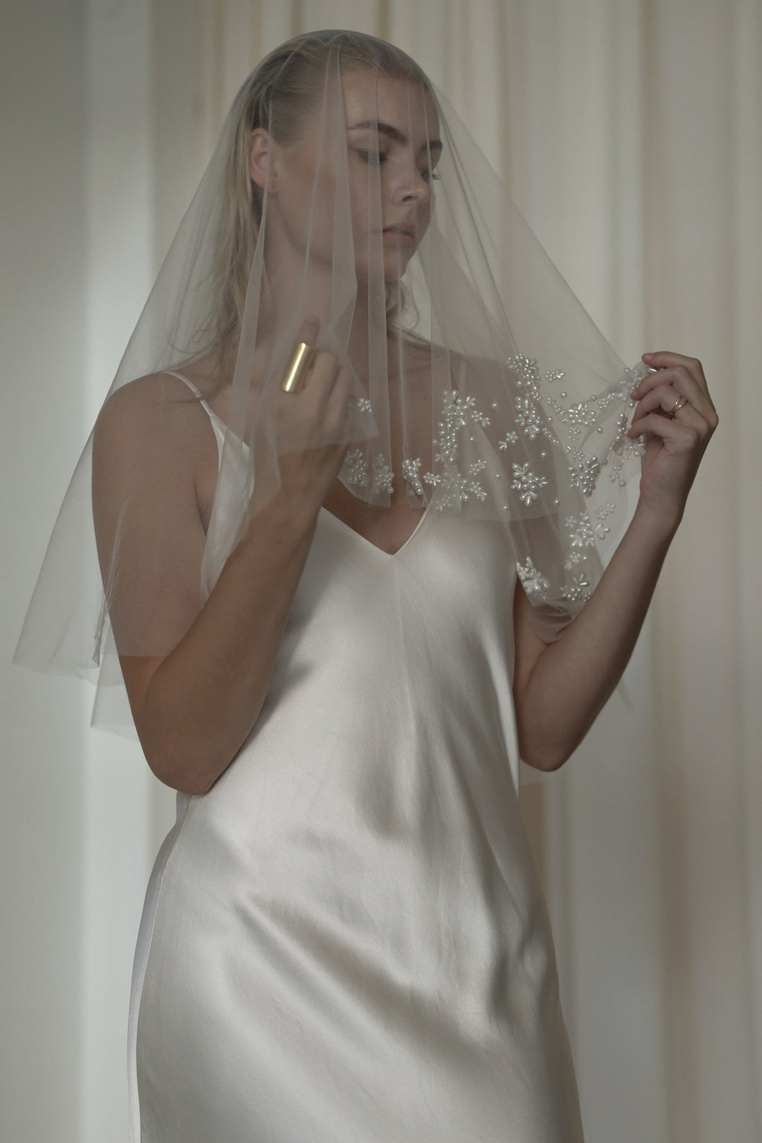 【新】【A.B. ELLIE】 Sonia Pearl Mantilla Veil